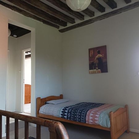 La Petellerie, Maison De Campagne Avec Piscine Pour Un Sejour Detente Moyon Zewnętrze zdjęcie