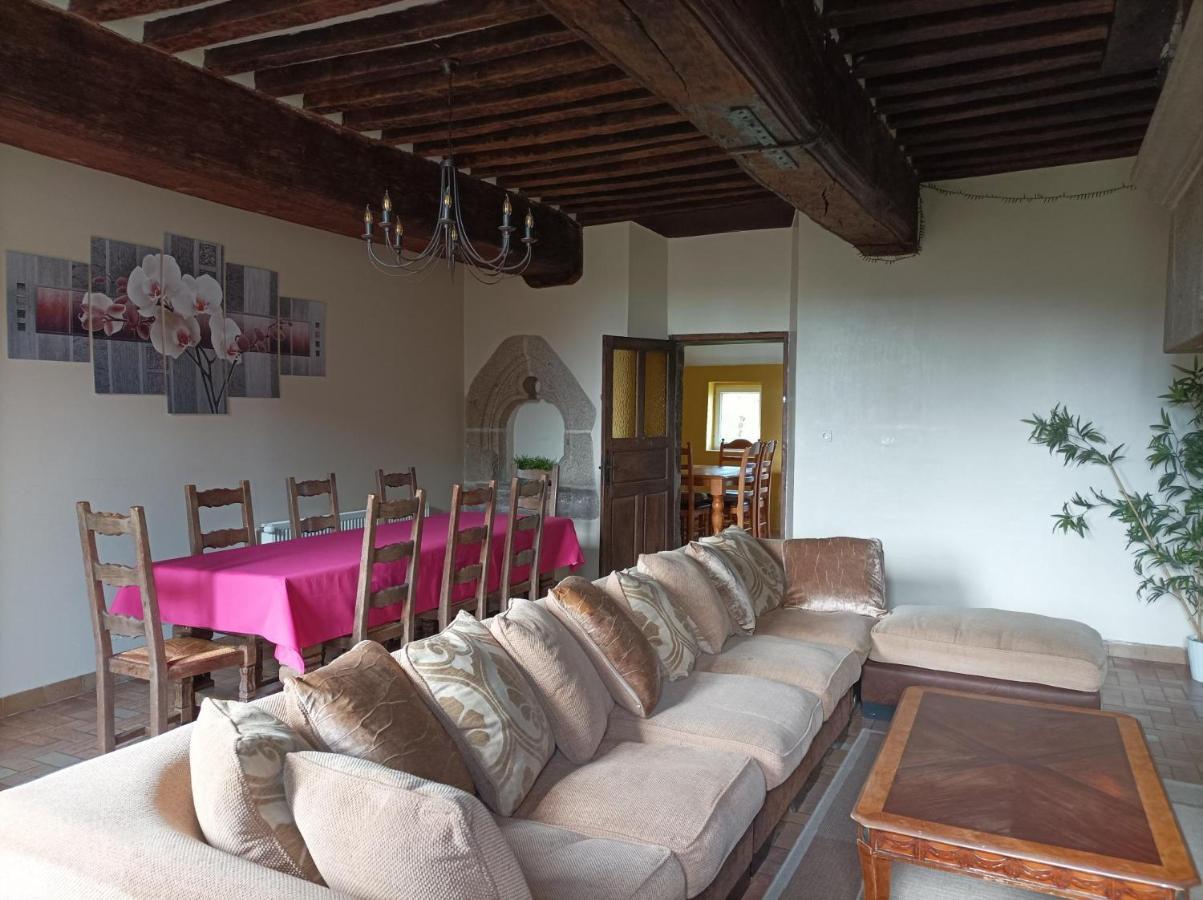 La Petellerie, Maison De Campagne Avec Piscine Pour Un Sejour Detente Moyon Zewnętrze zdjęcie